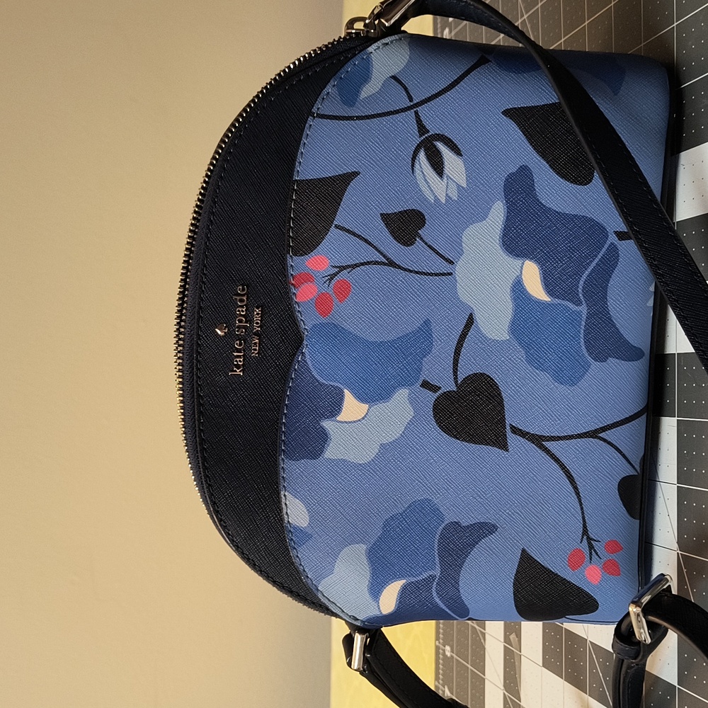 Kate Spade Nouveau Bloom purse with long strap